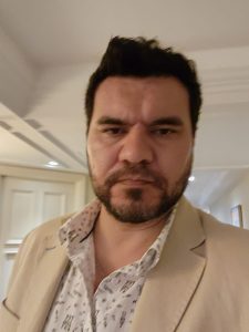 Dr. Mauricio Tomei